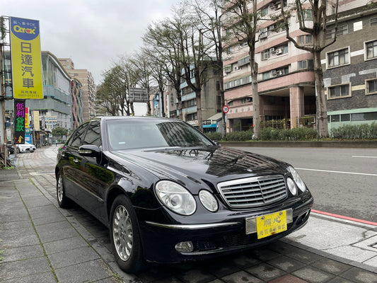 M-BENZ E240 (W211) 2002年