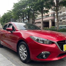 Mazda 3 2.0L 2015年