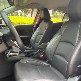 Mazda 3 2.0L 2015年